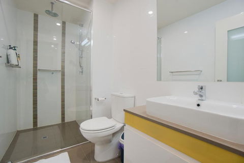 Amyra Residences At The Rowlands Apartments - eAccommodation 4