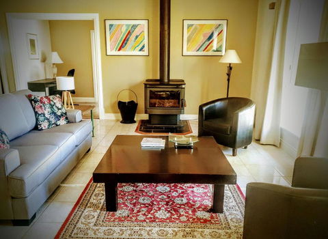 Angaston Lodge - eAccommodation 4