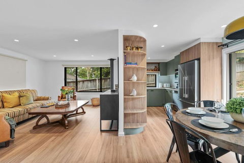 Ankers At Mollymook - eAccommodation 2