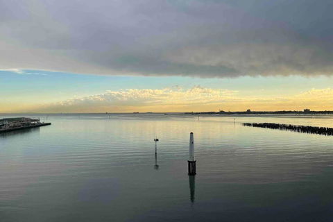 Amzing Ocean View Spacious Three Bedrooms Apartment Port Melbourne - eAccommodation 4