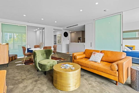 Apartment On Honeysuckle - eAccommodation 2