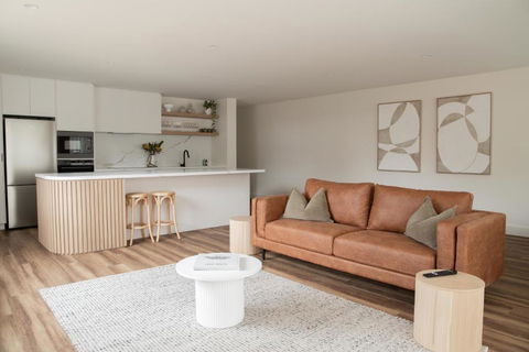 Apartment Two - Apartments On Gavan - eAccommodation 0