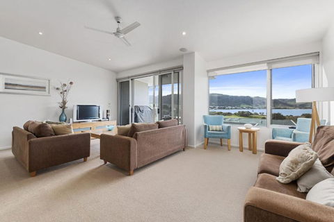 Apollo Blue 12 - eAccommodation 4