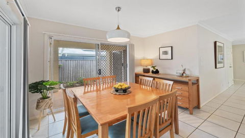 Aqua Links 70 The Drive Yamba - eAccommodation 3
