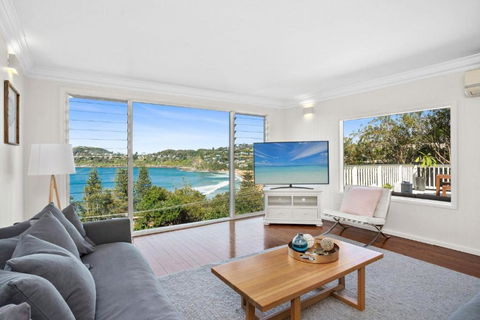 Aqua Whale Beach By TCC - eAccommodation 1