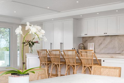 Aquarium 3 Bedroom - eAccommodation 1