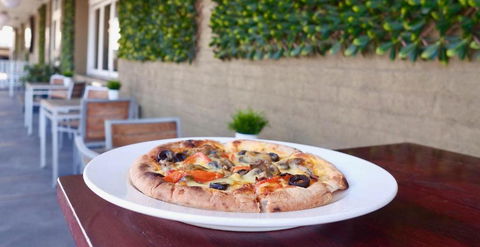 Argyle Hotel Southern Highlands - eAccommodation 4