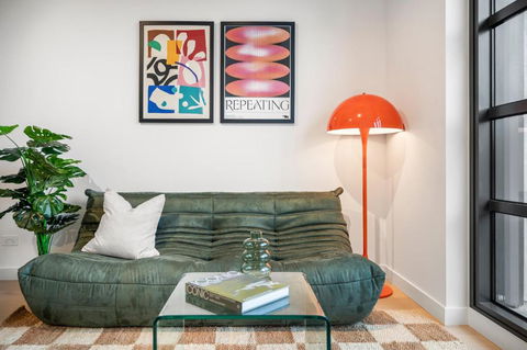 Art Deco - Collingwood Hideaway - eAccommodation 0