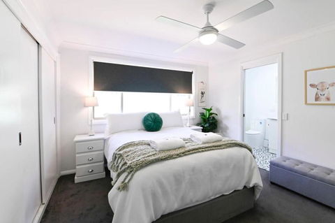 Aspen Abode - CBD, Fireplace, BBQ, 3 Smart TVs - eAccommodation 2