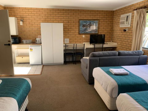 Aspley Pioneer Motel - eAccommodation 4