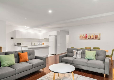 Aurora At Cowes By Ready Set Stay - eAccommodation 0