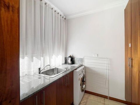 Aurora Cottages - Six Seasons - eAccommodation 4