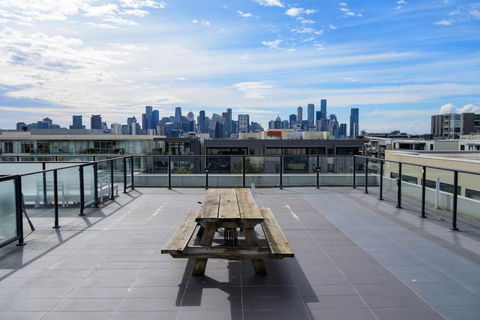 Ava, 100m To Beach - eAccommodation 2