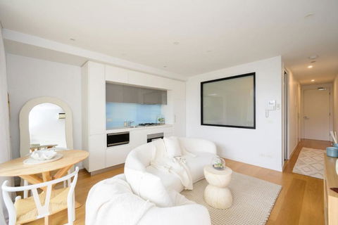 Ava, 100m To Beach - eAccommodation 3