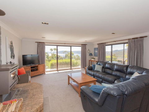Aviemore 4 14 Cobbodah Street - eAccommodation 1