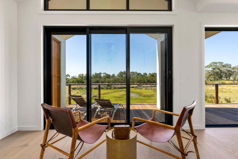 Awakening Broadbeach - Wifi, Linen - eAccommodation 4