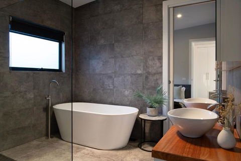 Away - eAccommodation 2