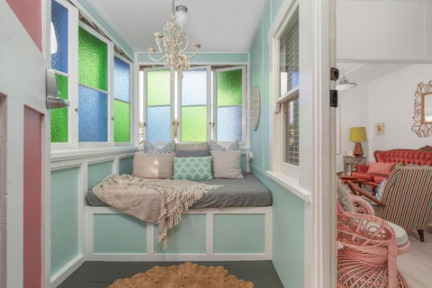 Atlantis Retro Beachside Couples Retreat - eAccommodation 2