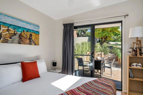 Architecturally Designed Nature Lovers Delight - eAccommodation 2