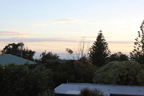 Apollo Bay Oceanview Mountain Retreat, Pet Friendly, EV Station, Fireplace - eAccommodation 1