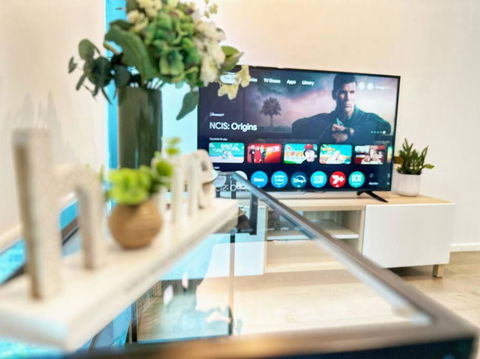 AUS 3415 - 2BR Luxurious Suite FREE PARKING Near Yarra River And Crown - eAccommodation 0