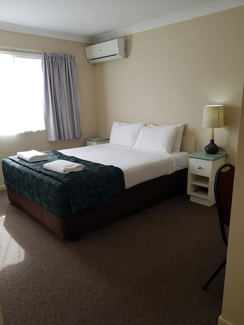 Southport Motel & Apartments - eAccommodation 13