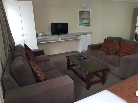 Southport Motel & Apartments - eAccommodation 9