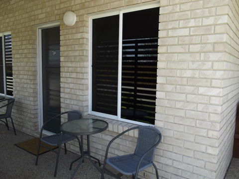 Emerald Park Motel - eAccommodation 12