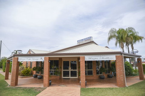 Charleville Motel - eAccommodation 0