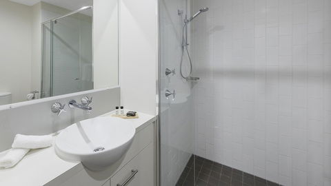 Apartments @ 212 Margaret - eAccommodation 5