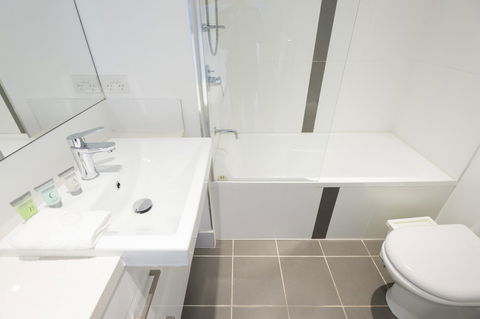 Eastwood Apartments - eAccommodation 33
