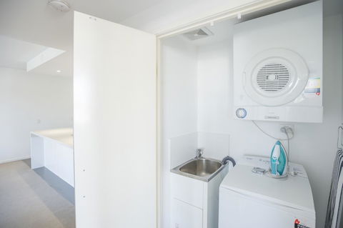 Eastwood Apartments - eAccommodation 37