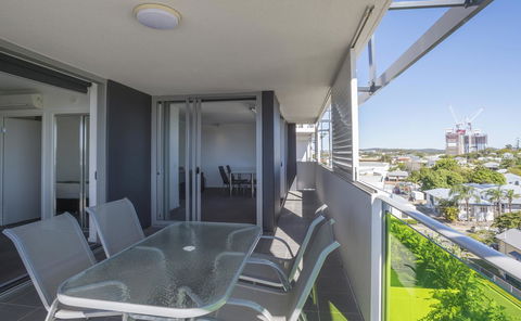 Eastwood Apartments - eAccommodation 12