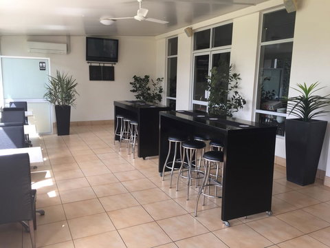 Roma Explorers Inn - eAccommodation 24