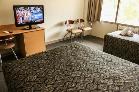 Salisbury Hotel Motel - eAccommodation 8