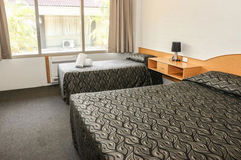Salisbury Hotel Motel - eAccommodation 17