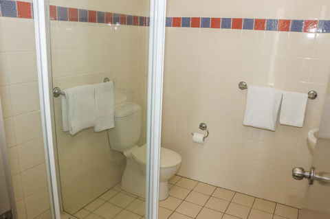 Salisbury Hotel Motel - eAccommodation 21