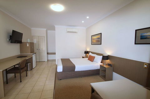Midlander Motor Inn - eAccommodation 24