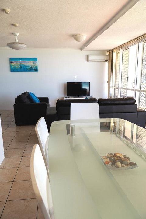 Crystal Beachfront Apartments - eAccommodation 35