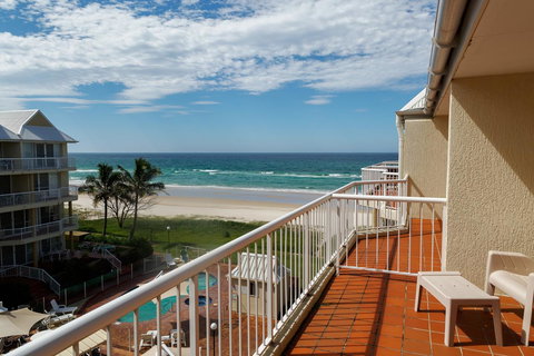 Crystal Beachfront Apartments - eAccommodation 4