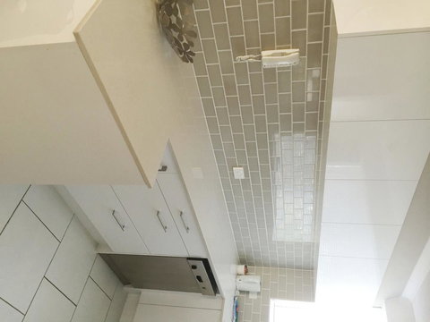 Crystal Beachfront Apartments - eAccommodation 38