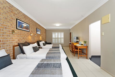 Coopers Colonial Motel - eAccommodation 3