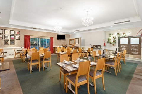 Coopers Colonial Motel - eAccommodation 11