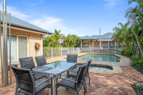 Coopers Colonial Motel - eAccommodation 1
