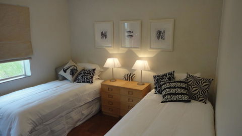 Ratcliff Cottage - eAccommodation 9