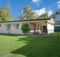 Lowset pet friendly cottage - Sunset Ave Bongaree - eAccommodation