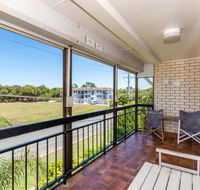 Spacious Unit overlooking Moreton Bay - Boyd St Woorim - eAccommodation