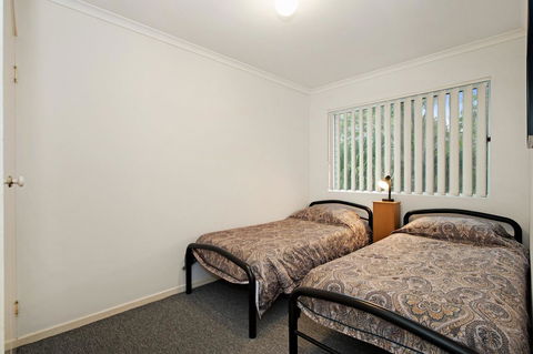 LISTEN TO THE SURF From Rickman Pde, Woorim - eAccommodation 11