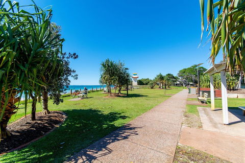 LISTEN TO THE SURF From Rickman Pde, Woorim - eAccommodation 7