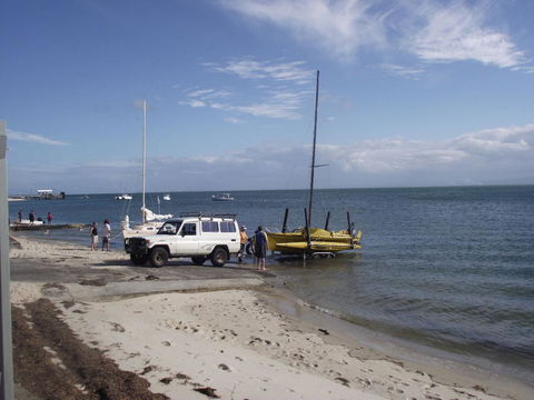 Air Conditioned Unit Stones Throw To The Waterfront. - eAccommodation 7